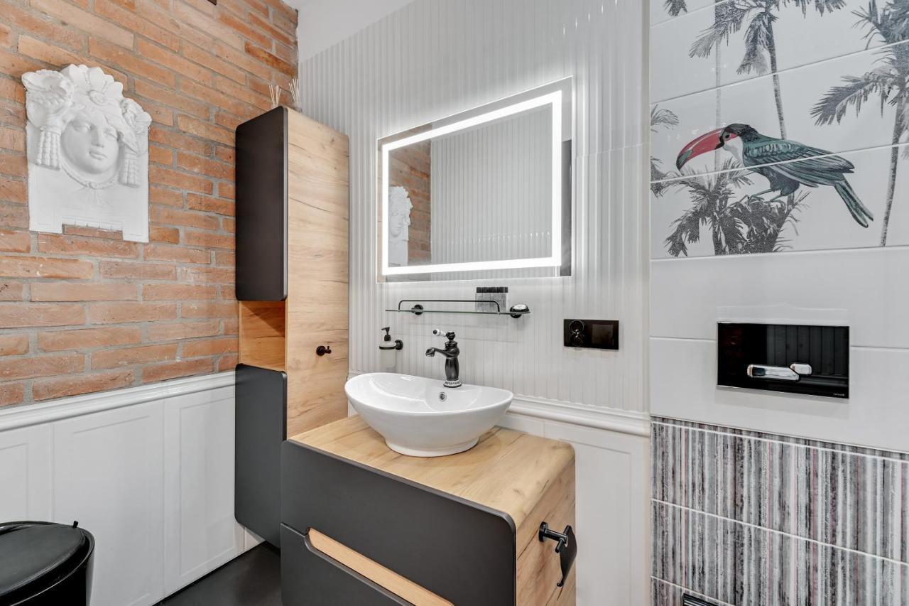 Dom & House - Apartments Old Town Szeroka غدانسك المظهر الخارجي الصورة